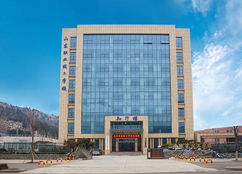 濟南哪所學校動漫設計專業(yè)比較好？   