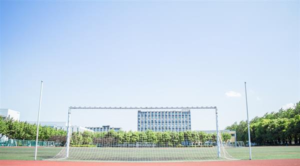 想就業(yè)無憂？山東威海外國(guó)語進(jìn)修學(xué)院專業(yè)為你設(shè)計(jì)！